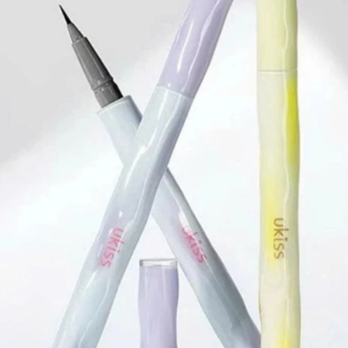 Bút Kẻ Mắt Nước Ukiss Dream Brush Eyeliner - Ngòi Cọ 0.01mm Siêu Mảnh, Chống Thấm Nước, Lâu Trôi 24h (1)