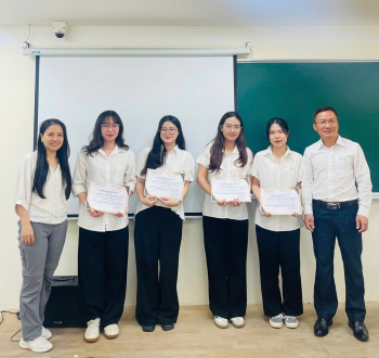 Dấu ấn của sinh viên ngành Thương mại điện tử tại Hội nghị Khoa học Sinh viên Đại học Thủy Lợi lần 38